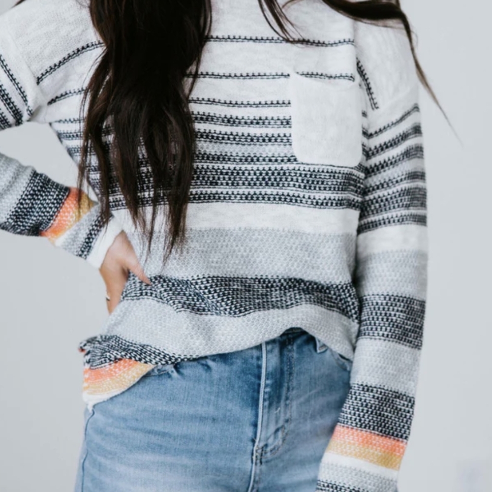 Hem & Thread Sanya Womans Striped Sweater Size Large‎